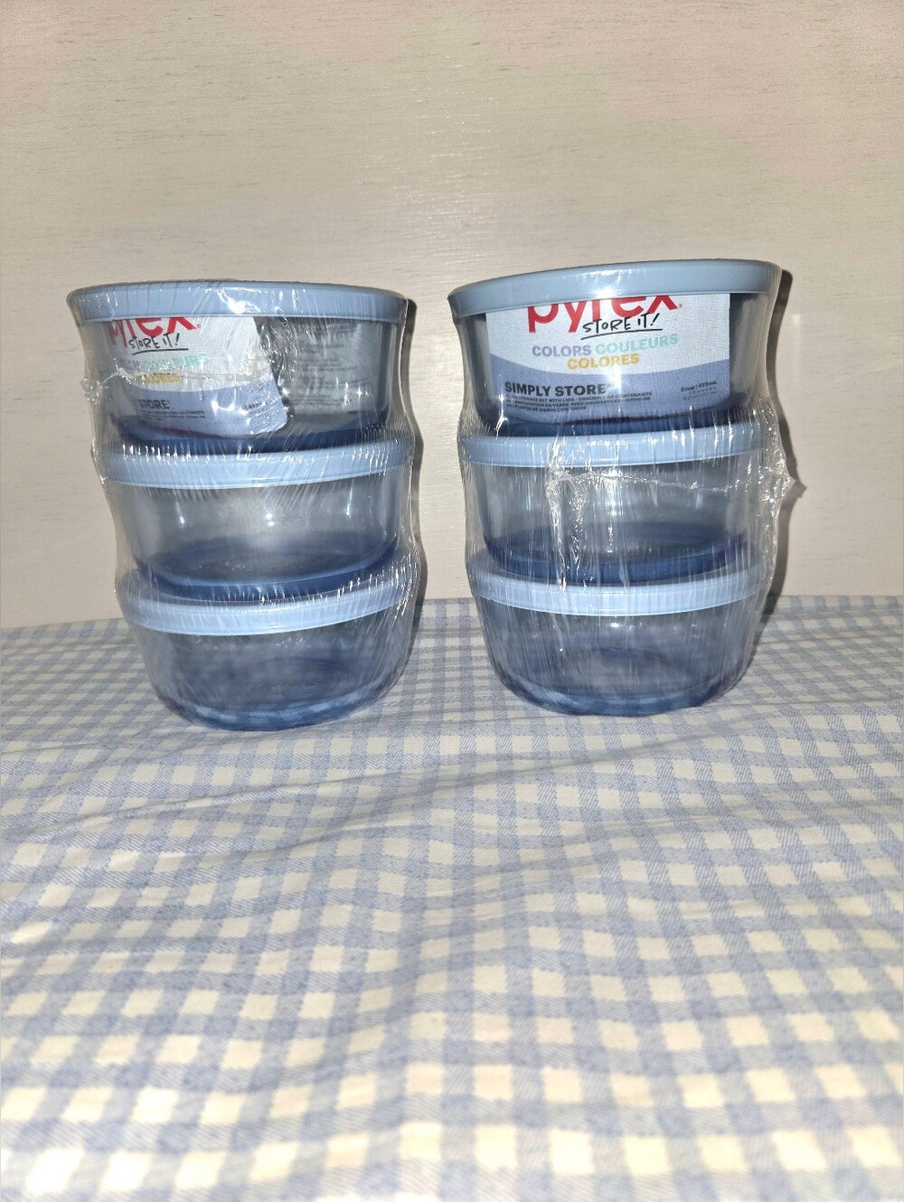 Pyrex Blue tinted Glass Round Food Storage Bowls with Light Blue Lids -6 piece